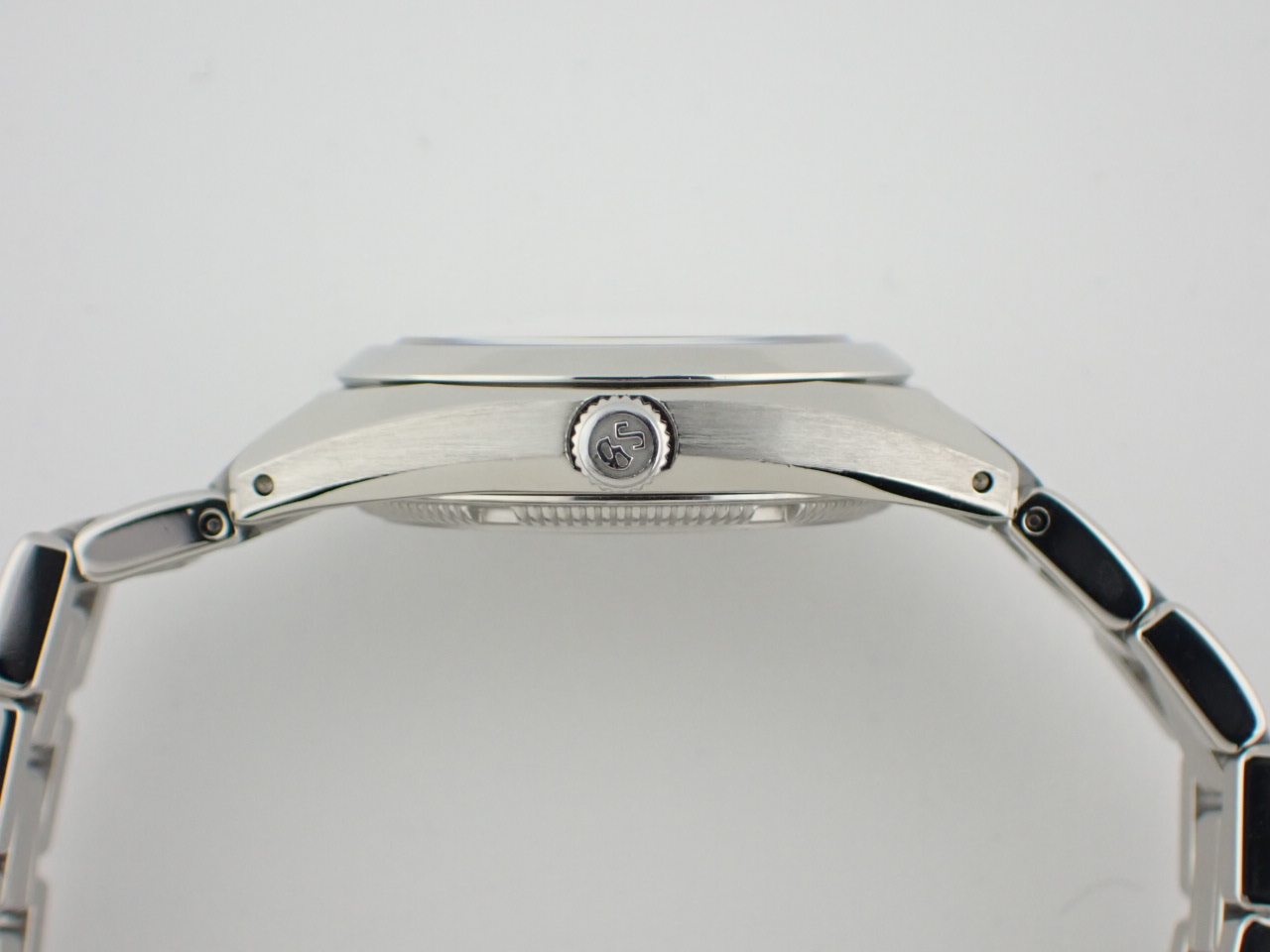 グランドセイコー レディース クオーツ ホワイトシェル STGF075(4J52-0AC0) を最安値価格で販売中！－ブランド時計販売のクエリ