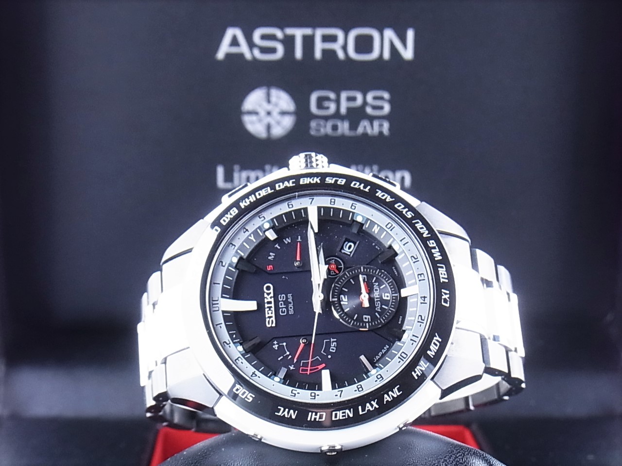 SEIKO セイコー 8Xシリーズ ASTRON アストロン 腕時計 SBXB071/8X53-0AG0-2 チタン セラミック  ブラック ホワイト  GPSソーラー電波 日本限定2000本 【本物保証】