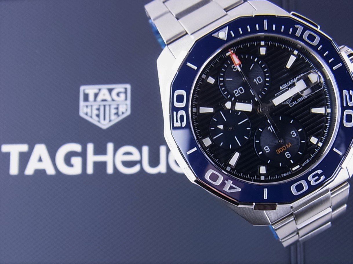 タグホイヤー アクアレーサー キャリバー16 腕時計 未使用品 CAY211B