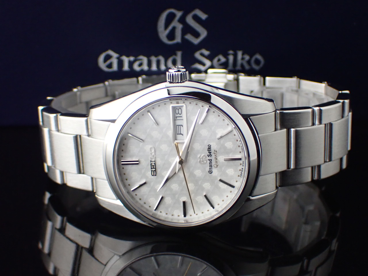 グランドセイコー クオーツ誕生40周年記念 500本 限定モデル SBGT033(9F83-0AG0) を最安値価格で販売中！－ブランド時計