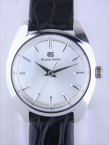グランドセイコークオーツシルバー文字盤STGF337(4J51-0AJ0)新品未使用