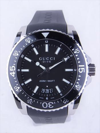 グッチダイヴXLブラック文字盤クオーツYA136204A未使用