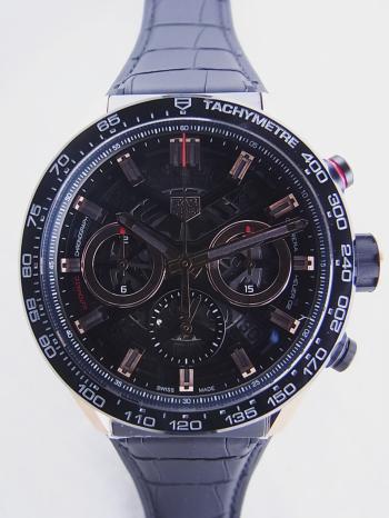 タグホイヤーカレラキャリバーホイヤー02クロノグラフゴールドCBG2050.FC6426新品
