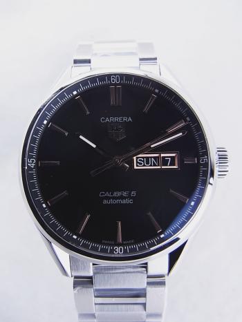 タグホイヤー カレラ キャリバー5 デイデイト ブラック文字盤WAR201C.BA0723新品