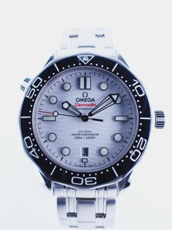 オメガ シーマスター コーアクシャル マスター クロノメーター 210.30.42.20.04.001新品仕上げ済