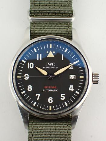 IWC パイロットウォッチ スピットファイア オートマティック ブラック文字盤 IW326801  新品仕上げ済