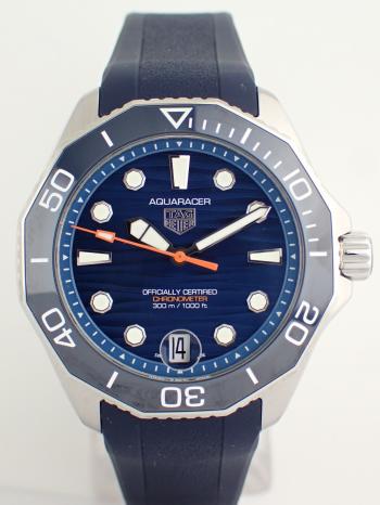 タグホイヤー アクアレーサー プロフェッショナル300 ブルー メンズ WBP5111.FT6259 新品