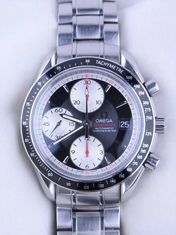 オメガスピードマスターデイトクロノ3210.51中古