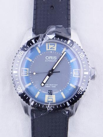 オリスダイバーズ65ブルーダイヤル100ｍ防水733.7707.4065R(01 73307707 4065 07 4 20 18)　新品